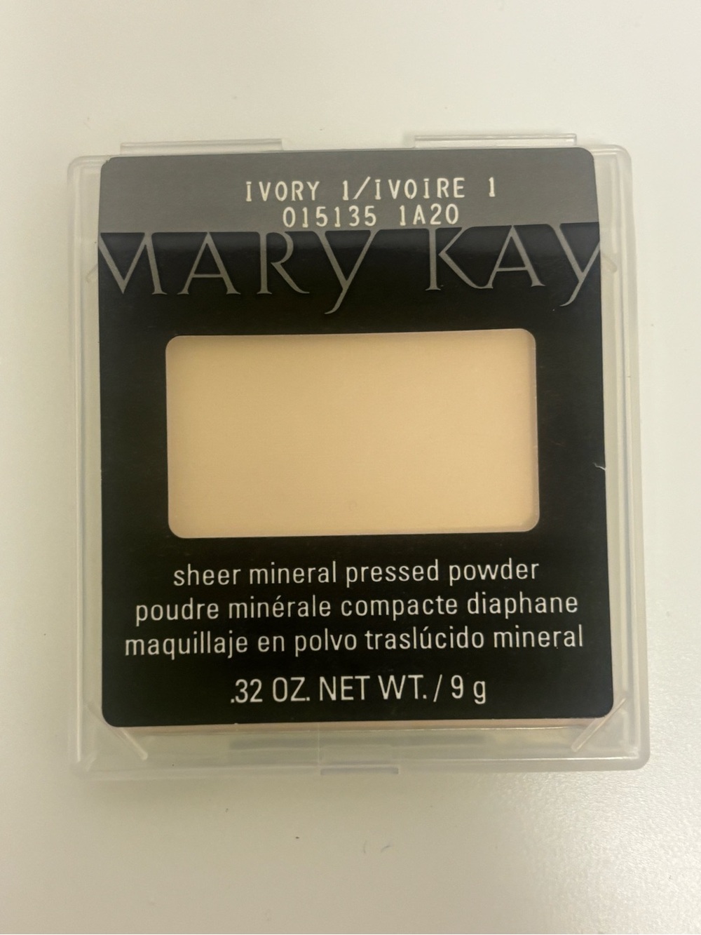 Mary Kay Sheer Mineral Pressed Powder - Ivory 1